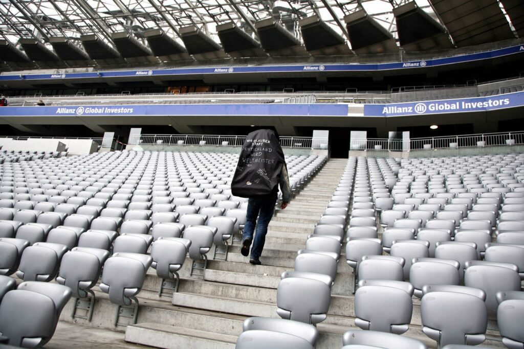Qu’est-ce-que le groundhopping ?