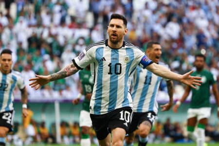 Lionel Messi après son but contre l'Arabie saoudite lors de la Coupe du Monde 2022 au Qatar au Lusail Stadium.