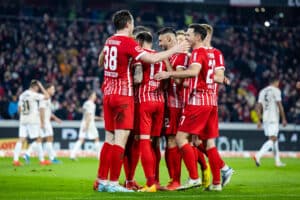 Fribourg - Francfort : Les compositions probables !