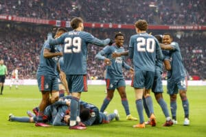 Feyenoord bat l’Ajax à Amsterdam est éteint un record vieux de 2005 !