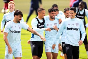 Ligue Europa Conférence : Pourquoi la France doit absolument supporter West Ham ?