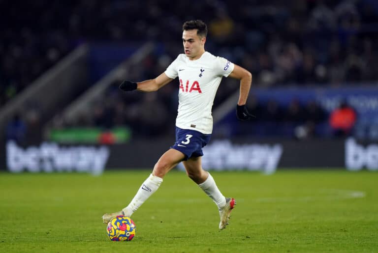 Mercato – Sergio Reguilon prêté à Brentford ! Sergio Reguilon rejoint Brentford en prêt.