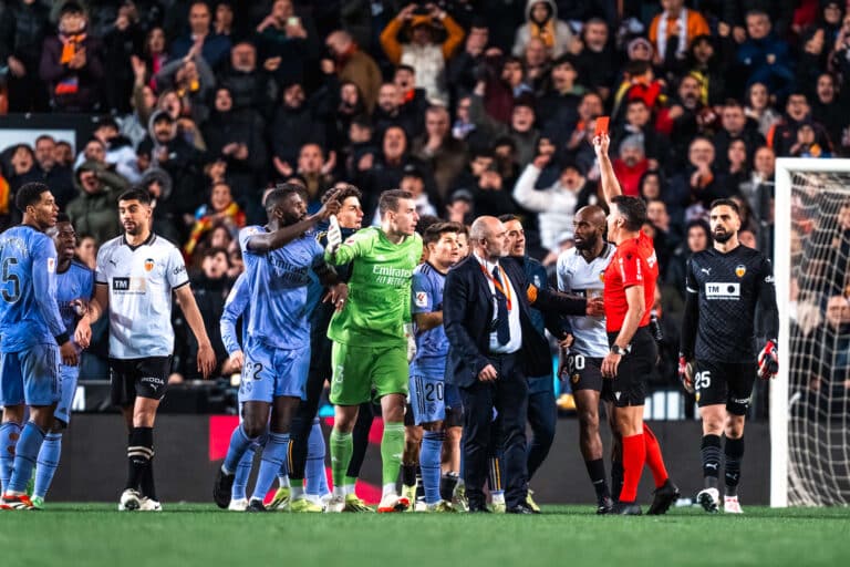 Real Madrid : Jude Bellingham suspendu 2 matchs ! Real Madrid
