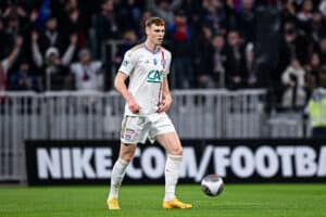 Mercato OL : Jake O'Brien va prendre la direction d'Everton !