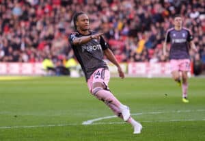 Mercato : Leicester engage librement Bobby De Cordova-Reid !