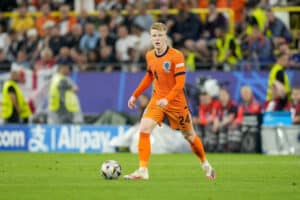 Mercato : Paris cible un international Néerlandais