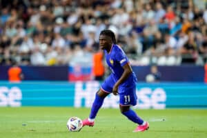 Burnley claque 15M€ pour Loum Tchaouna !