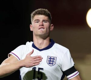 Toulouse : Côme pose 15 millions pour Cresswell !