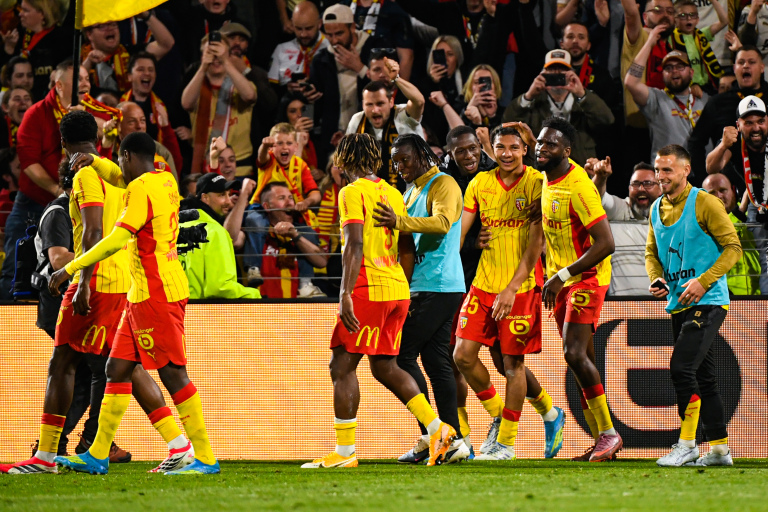 Lens remporte un match fou face à Toulouse ! Lens