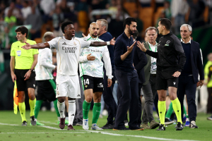 Le Real laisse filer le Barça vers le titre !