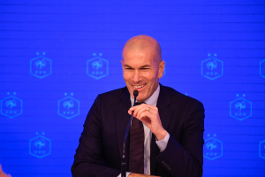 Pourquoi Zidane restera chez Adidas malgré son arrivée chez les Bleus