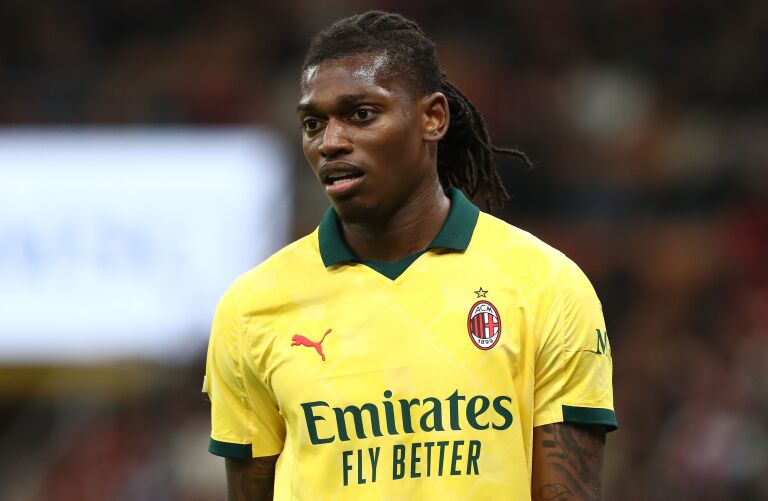 Fenerbahçe fonce sur le dossier Rafael Leão Rafael Leão, Fenerbahçe
