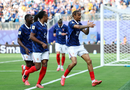 France – Suède (3-0) : la réaction de Mbappé et des bleus après la qualification ! Mbappé